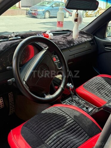 Mercedes C 230-12