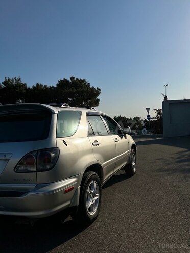 Lexus RX 300-2