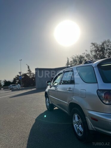 Lexus RX 300-4