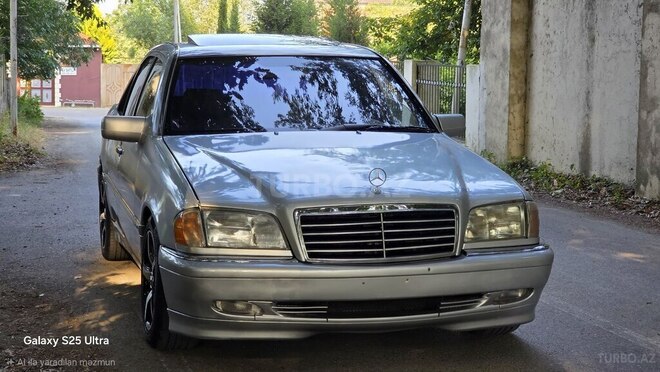 Mercedes C 220-9