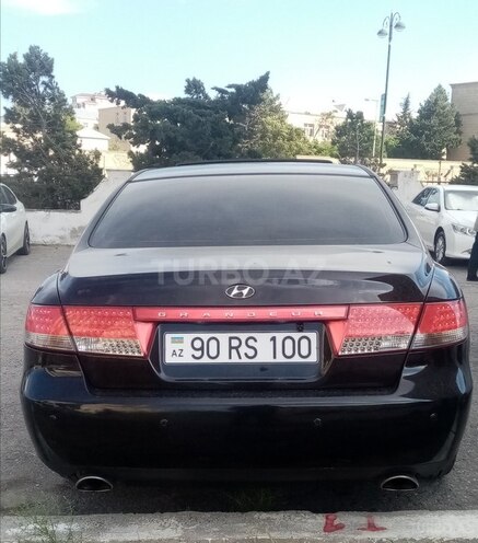 Hyundai Grandeur-6