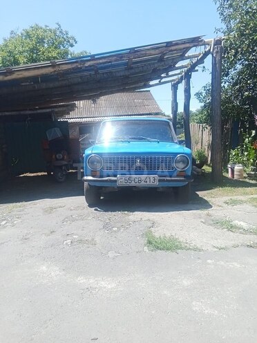 LADA (VAZ) 21011-1
