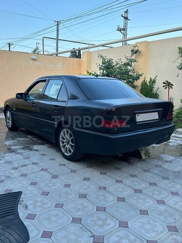 Mercedes C 180-2