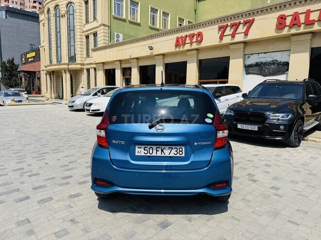 Nissan Note-8
