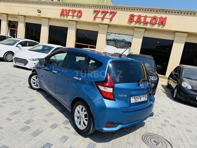 Nissan Note-7