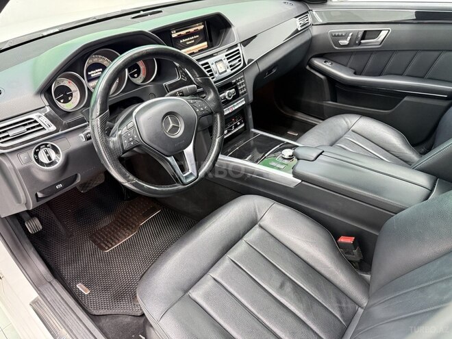 Mercedes E 220-8