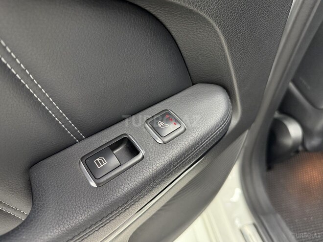 Mercedes E 220-14