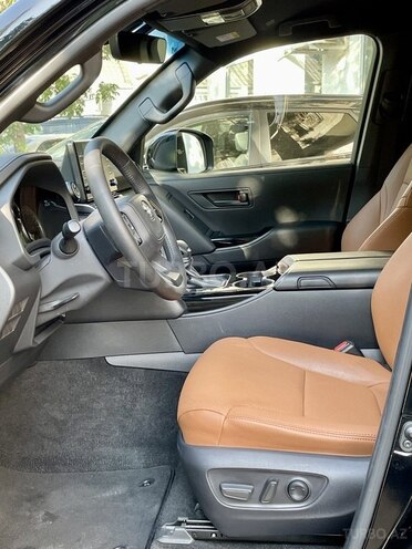 Toyota Land Cruiser-4