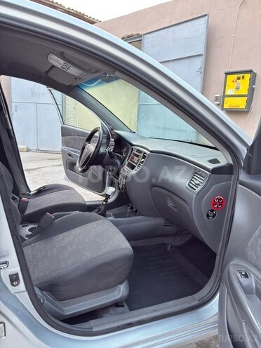 Kia Rio-17