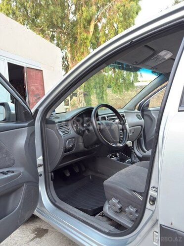 Kia Rio-16