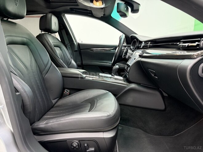 Maserati Quattroporte-10