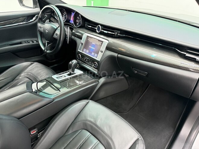 Maserati Quattroporte-11