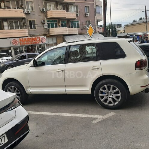 Volkswagen Touareg-3