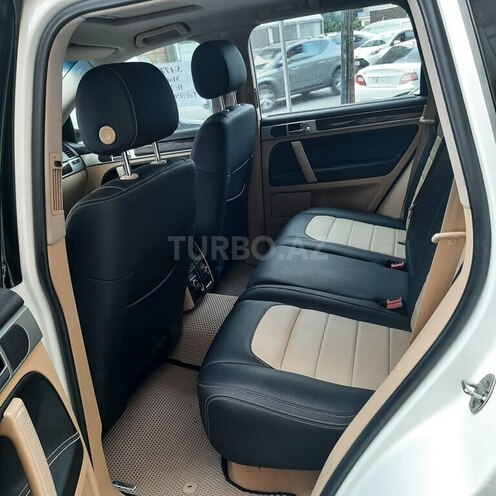 Volkswagen Touareg-6