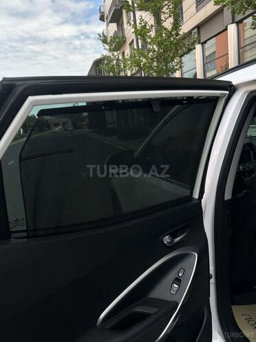 Hyundai Santa Fe-18
