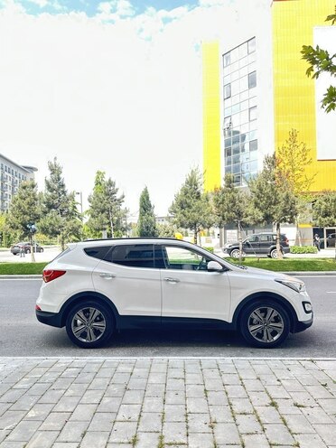 Hyundai Santa Fe-6