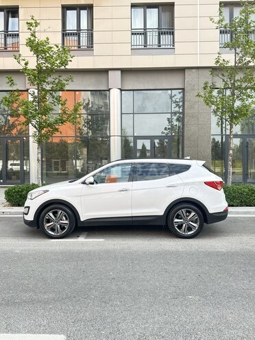 Hyundai Santa Fe-5