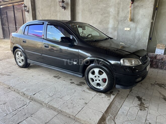Opel Astra-10