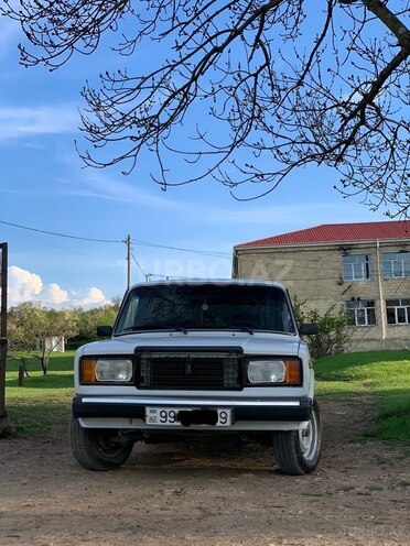 LADA (VAZ) 2107-1