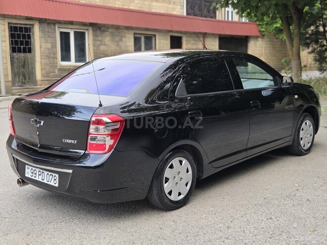 Chevrolet Cobalt-5