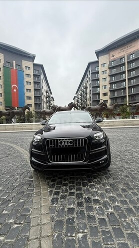 Audi Q7-2