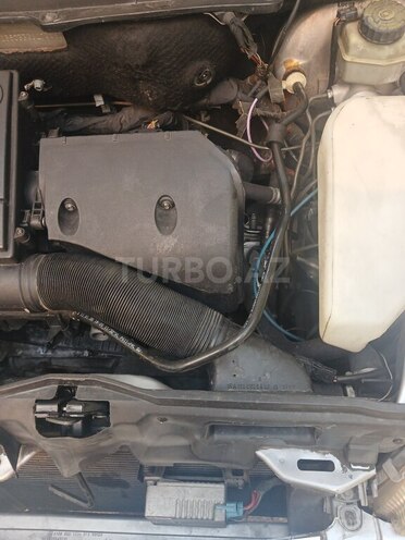 Mercedes A 140-5