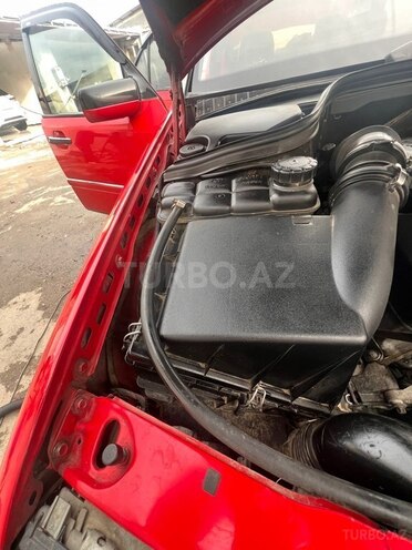 Mercedes C 240-13