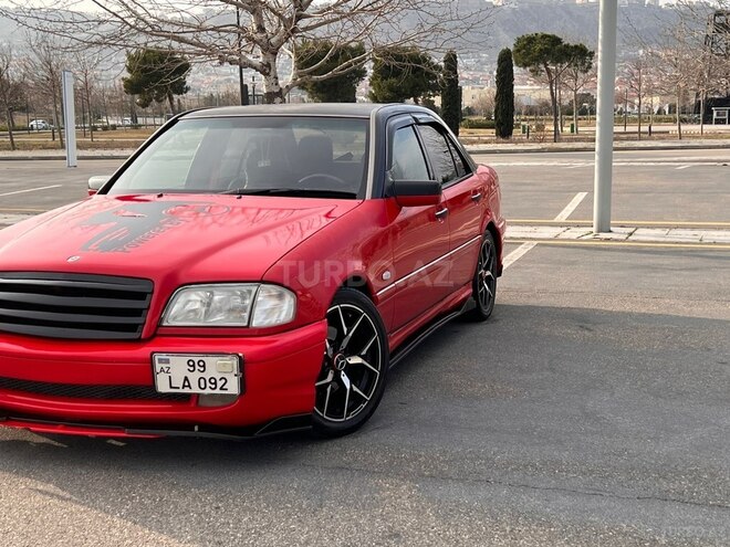 Mercedes C 240-11