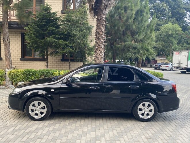 Chevrolet Lacetti-3