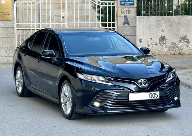Toyota Camry-7