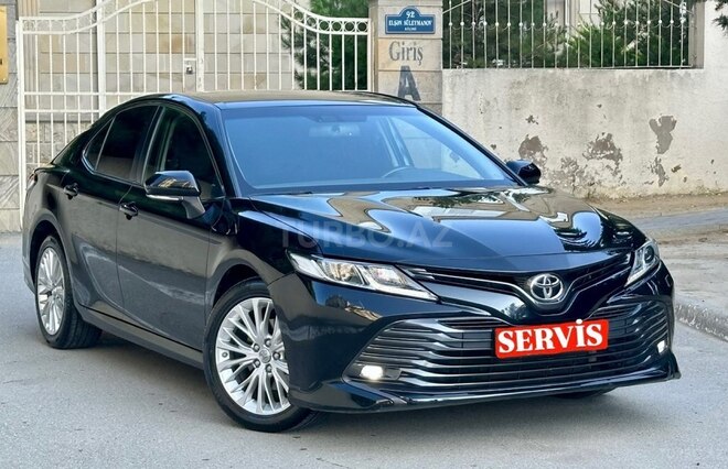 Toyota Camry-1