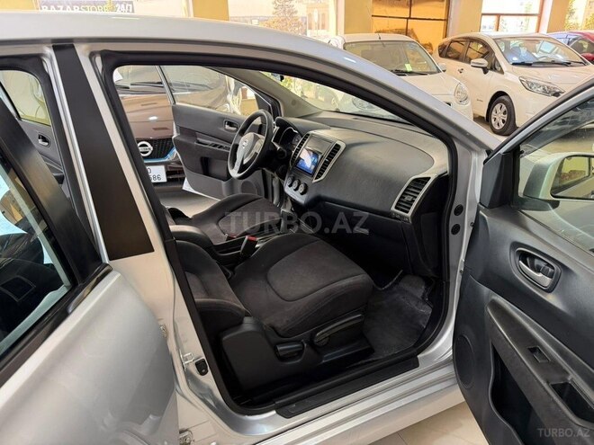 Nissan Wingroad-14