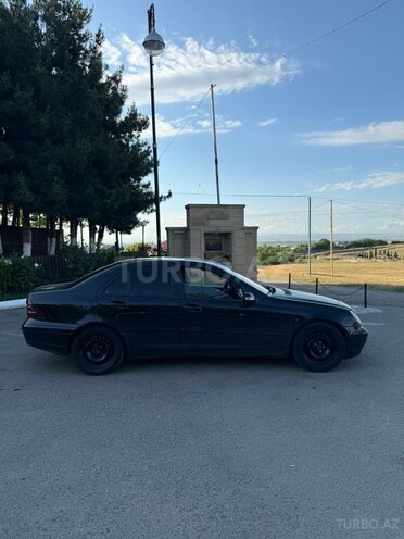 Mercedes C 200-7