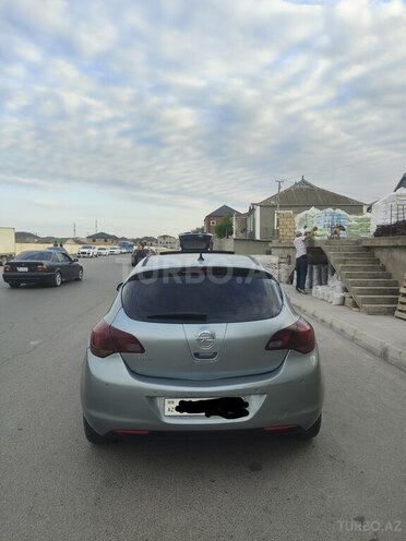 Opel Astra-4