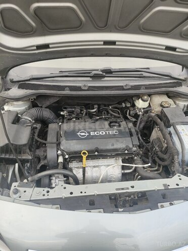 Opel Astra-16