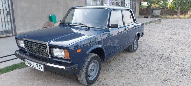 LADA (VAZ) 2107-4