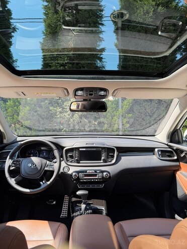 Kia Sorento-5