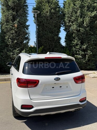 Kia Sorento-4