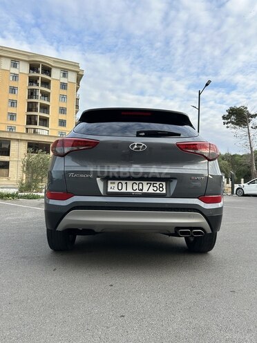 Hyundai Tucson-12
