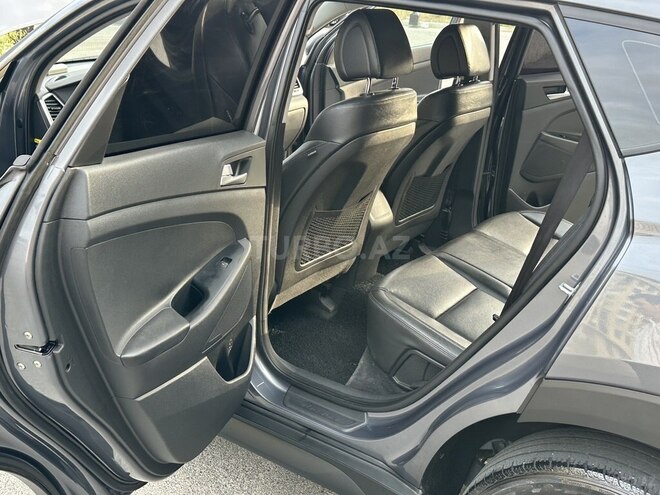 Hyundai Tucson-18