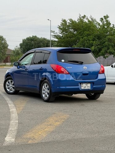 Nissan Tiida-8