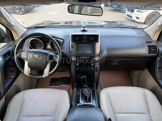 Toyota Land Cruiser Prado-10