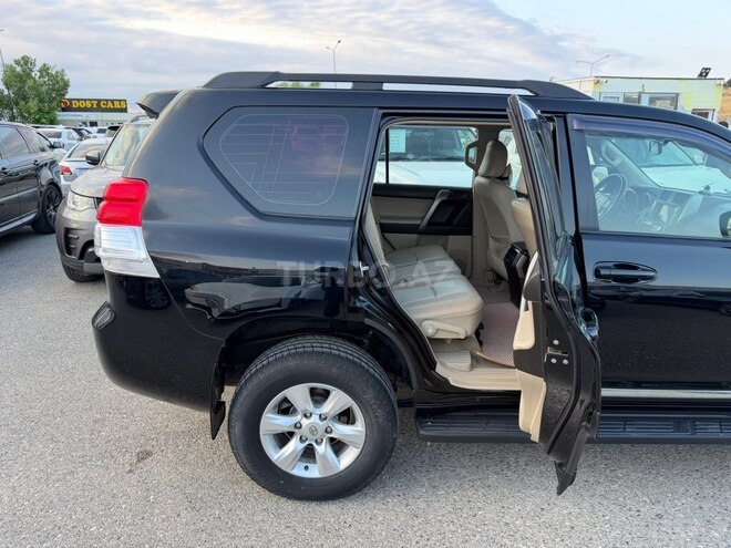Toyota Land Cruiser Prado-20
