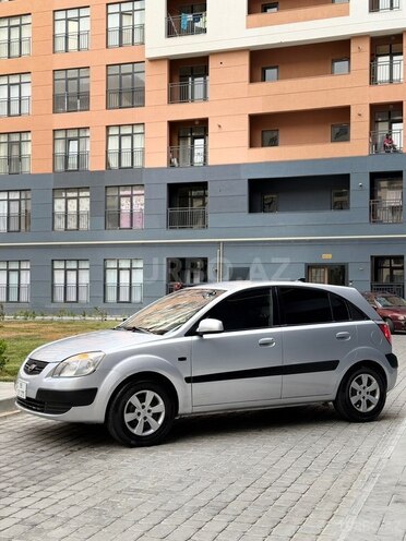 Kia Rio-2