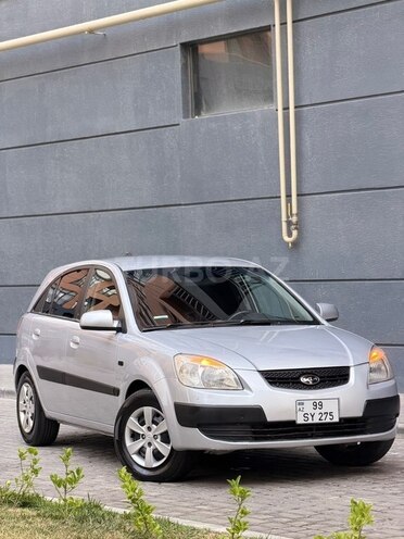 Kia Rio-1