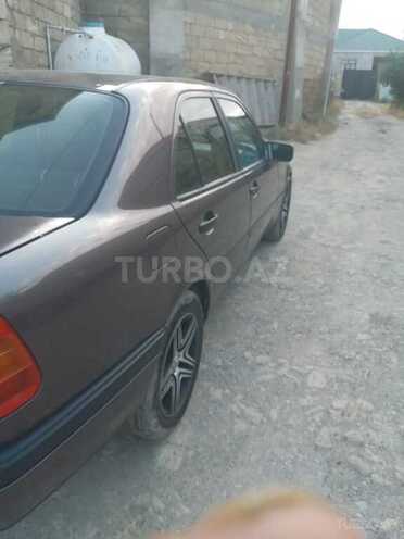 Mercedes C 200-4