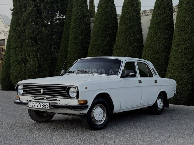 GAZ 24 "Volga"-1