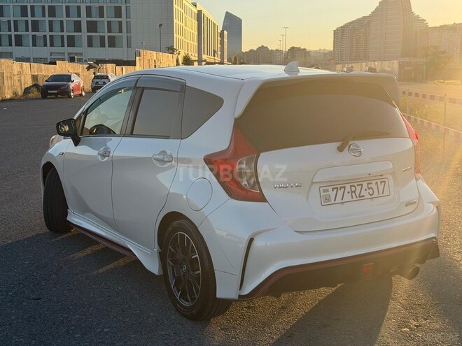Nissan Note-7