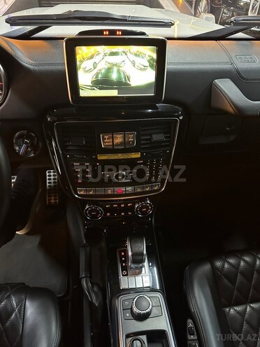 Mercedes G 63 AMG-21
