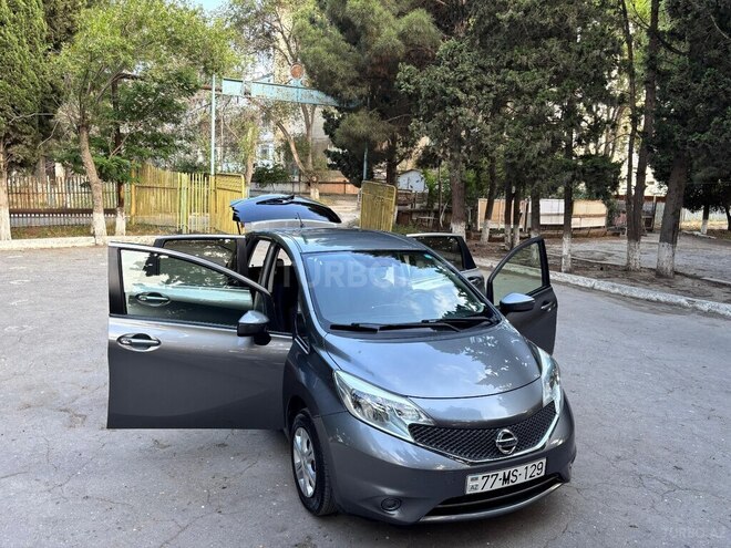 Nissan Note-1